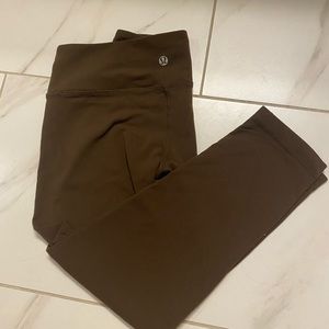 Cropped low waisted lululemon leggings